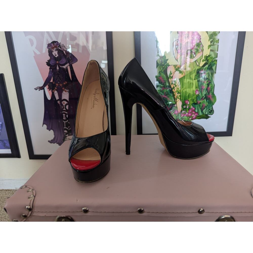 Only Maker Black Patent Pumps Sz 39 (6" heel)